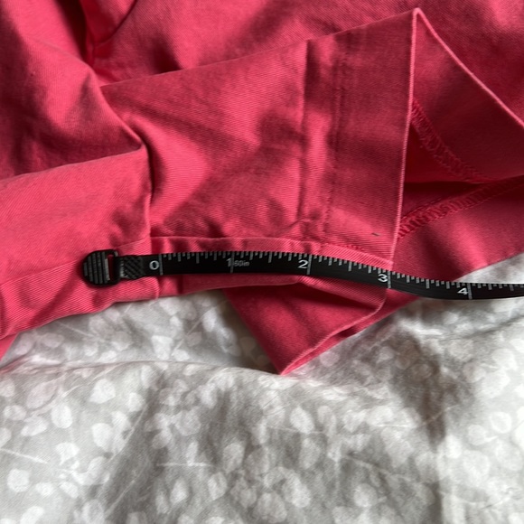 Pink old navy pixie shorts size 0 and 3in inseam - Picture 4 of 4